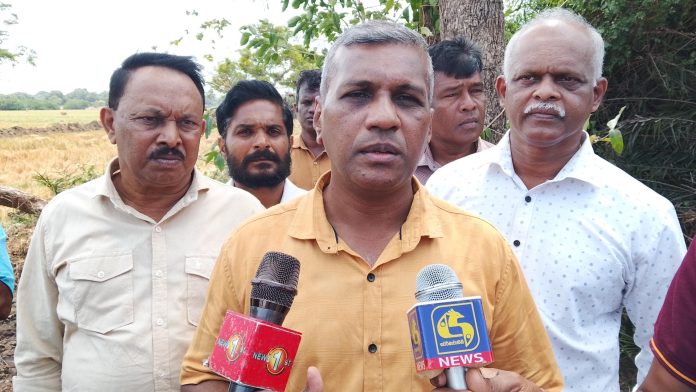 Minister of Housing and Water Supply Dr. Susil Ranasinghe addresses the media regarding recent incidents at the Mahara and Negombo Prisons.